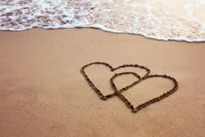 Hearts in the sand - Costa Rica honeymoon