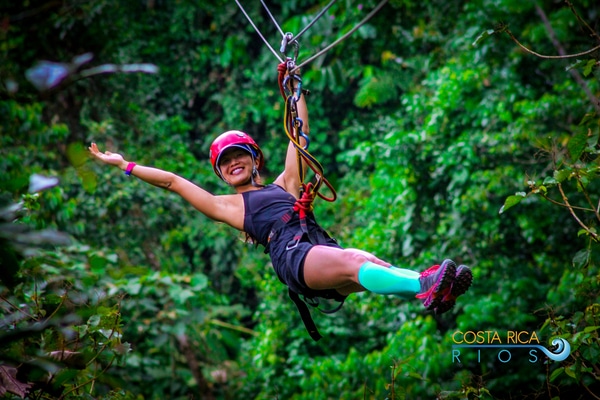 Hanging Bridges & Canopy Zipline Tour