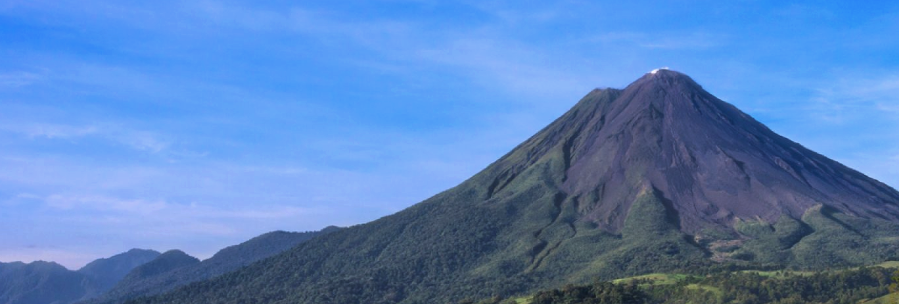 Day Tours of Costa Rica's Volcanoes: A Unique Perspective on Costa Rica